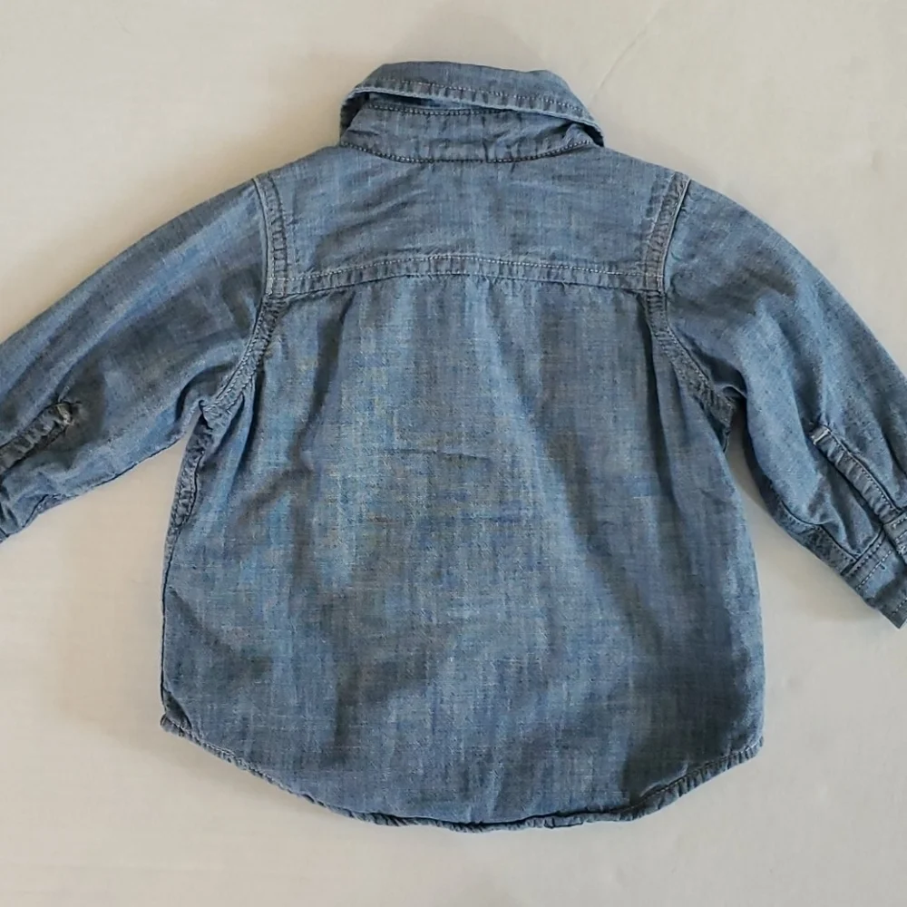 Gap button up denim top